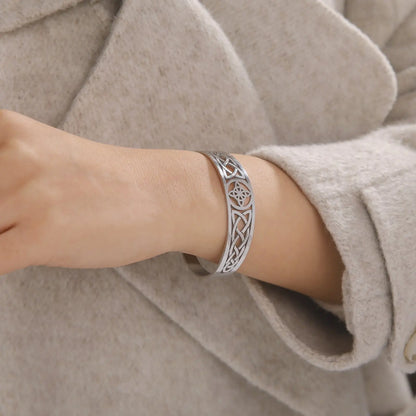 Stainless Steel Women's Bracelet "Petal"